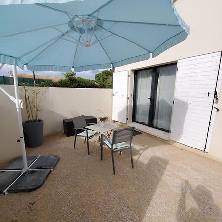 Charmant Studio Moderne Avec Exterieur "Dormir En Provence" Fontvieille Exterior foto